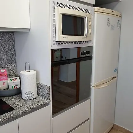 Luxury 12th Floor Beachfront Διαμέρισμα *