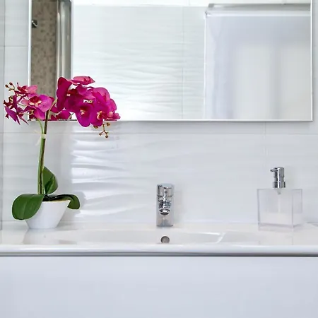 Διαμέρισμα Luxury 12th Floor Beachfront