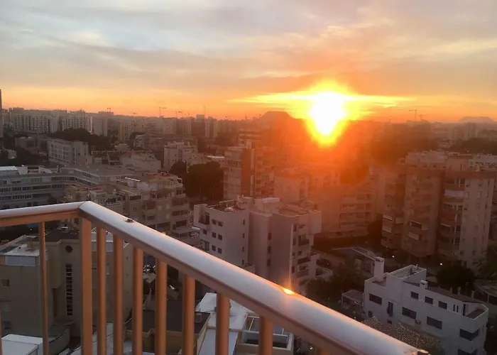 Luxury 12th Floor Beachfront *